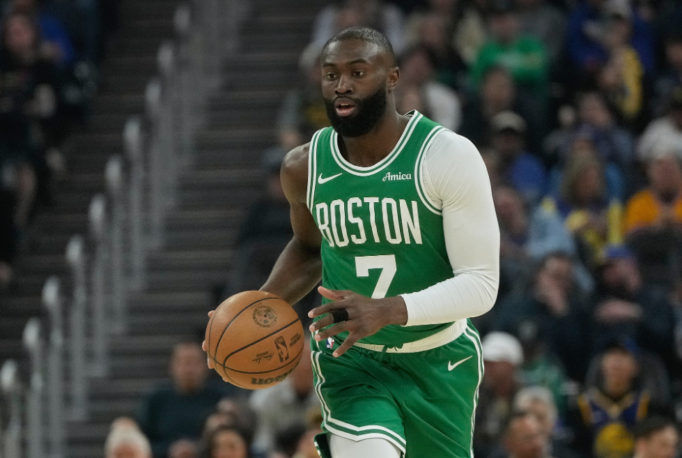 布朗23+15+13波尔津吉斯首秀12分